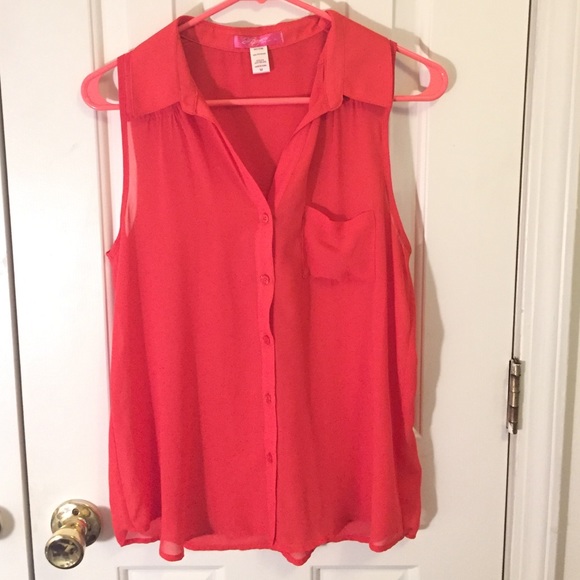 Chiffon button down sleeveless