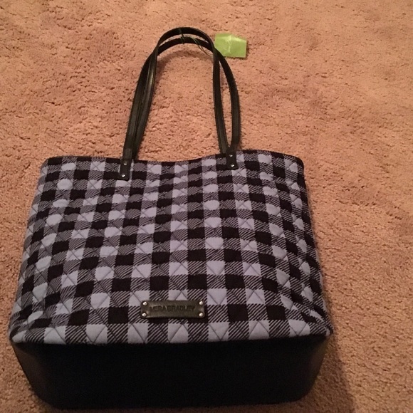 Vera Bradley Handbags - 65% OFF! Vera Bradley Day Tote