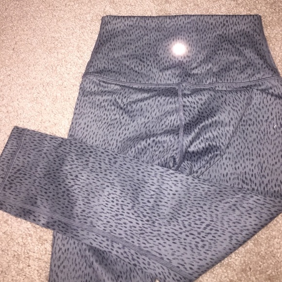 Lululemon cropped leggings grey - Picture 2 of 4