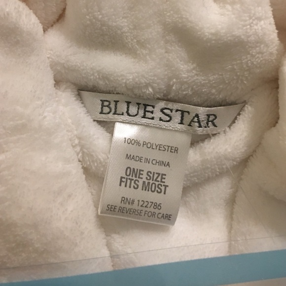 Two robes - Picture 4 of 4