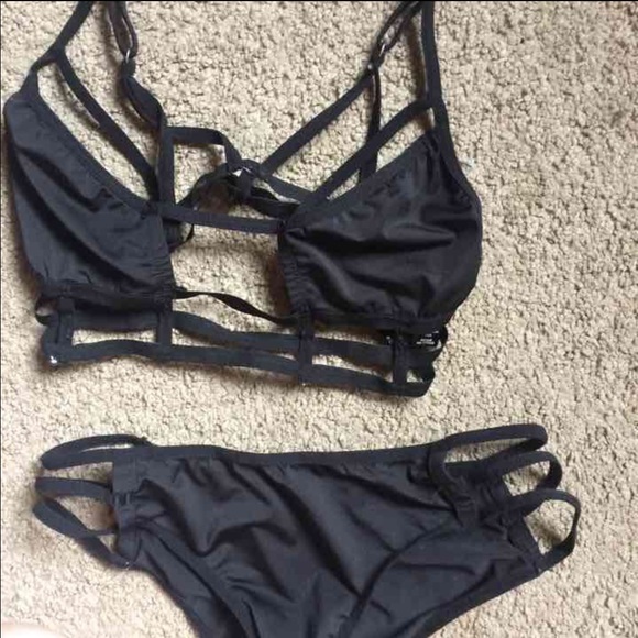 Windsor strappy bra and panty set