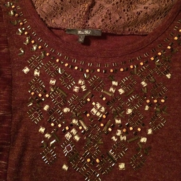 Top - Picture 2 of 3