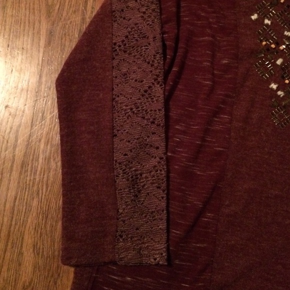 Top - Picture 3 of 3