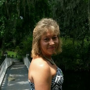 Meet your Posher, Sherry