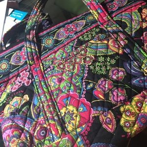 Symphony in hue-tote Great bag ! New without tags