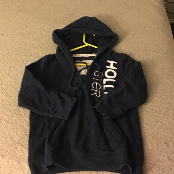 Hollister sweater
