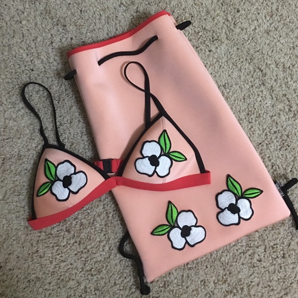 triangl swimwear Other - TRIANGLE catia bikini top with flower decal