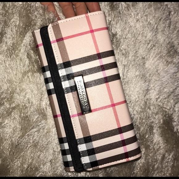 Burberry wallet