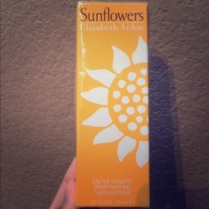 Elizabeth Arden perfume