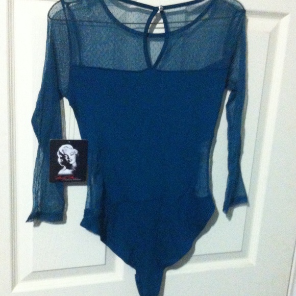 Nwt Marilyn Monroe Bodysuit/Juniors/ - Picture 4 of 5