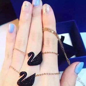 Meet your Posher, Verna