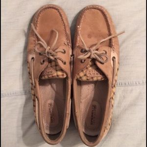 Sperry 9.5