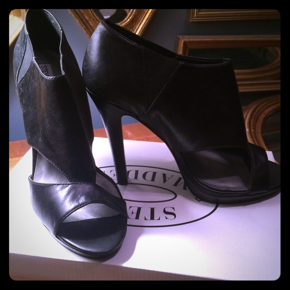 Steve Madden black leather Jade heels 9.5
