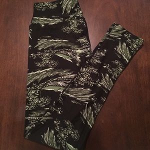 Brand new lularoe OS leggings