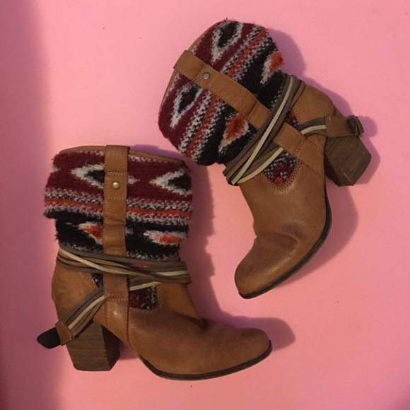 Steve Madden Aztec booties