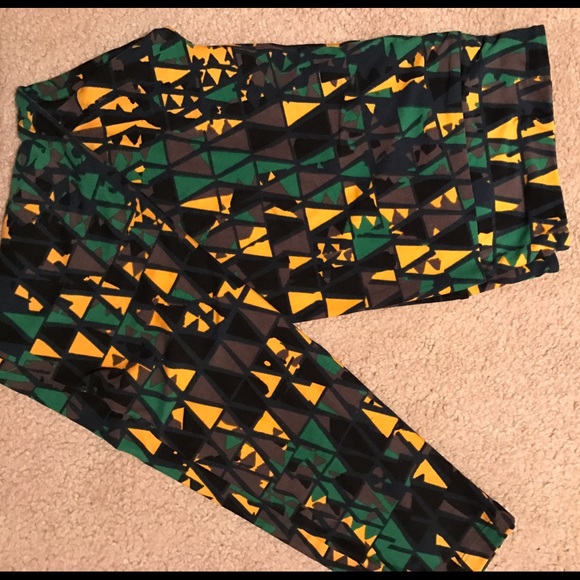 Lularoe TC (tall and curvy) leggings