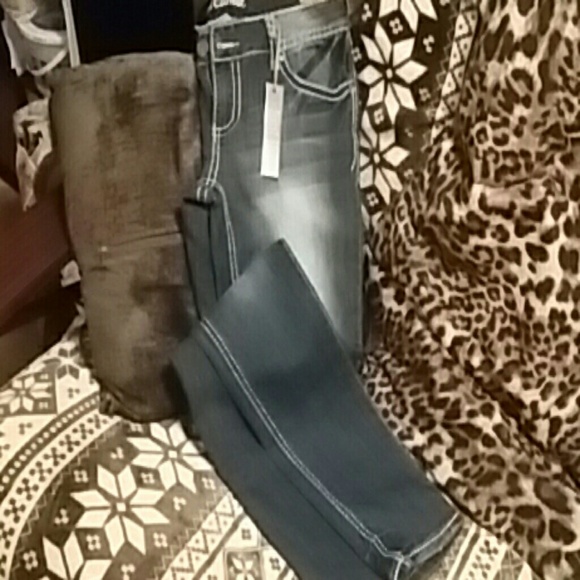 NWT Red Camel Skinny Size 27, Inseam 31