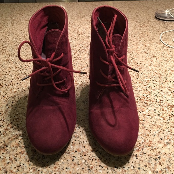 Maroon suede lace up ankle booties - Picture 1 of 4
