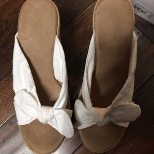 Excellent condition, white wedge sandals