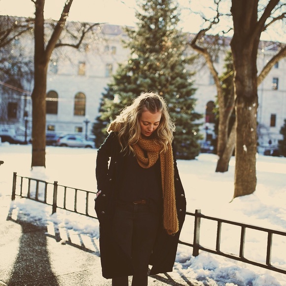 Meet your Posher, Keyara - Picture 3 of 4