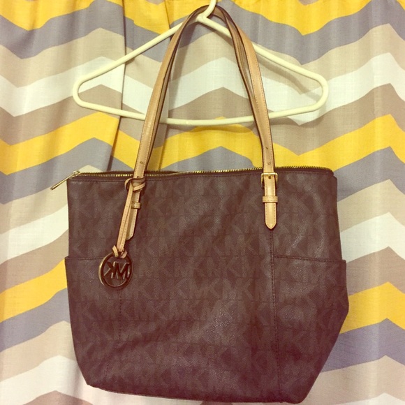 Michael Kors logo bag