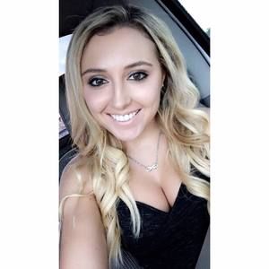 Meet your Posher, Deserae