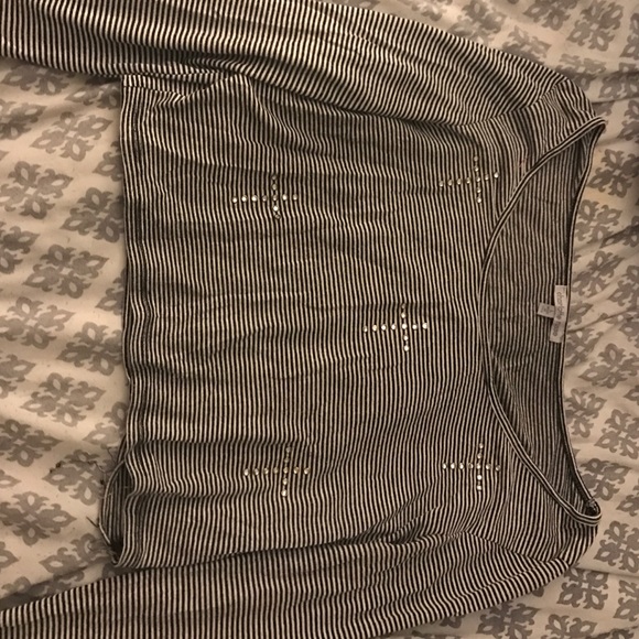 STRIPED BLACK & WHITE CROP TOP LONG SLEEVE