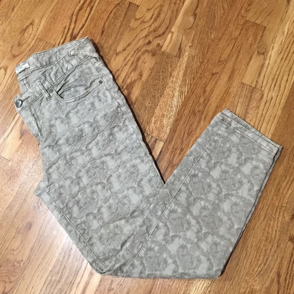 Free People embroidered skinny pants