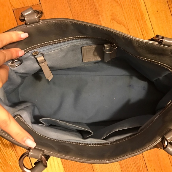 Coach Shoulder Purse - Picture 4 of 4