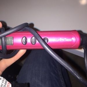 NUME curling wand