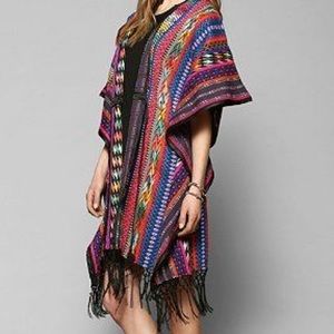 Staring At Stars-UO Road Trip Blanket Poncho