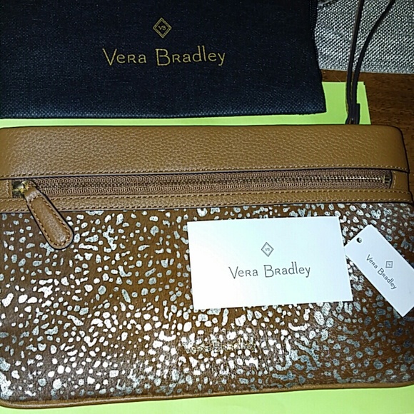 Vera Bradley Mia wristlet