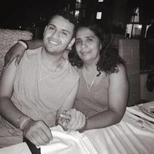 Meet your Posher, Carlitos