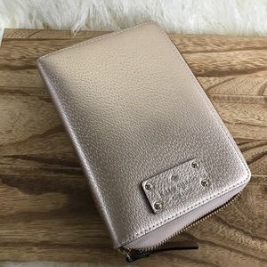 🔻SALE🔻NWT** Kate Spade Planner Rose Gold Leather