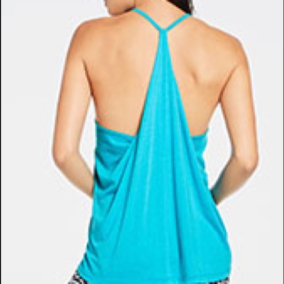 Fabletics Top Bundle - Picture 4 of 4