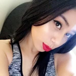 Meet your Posher, Cassandra