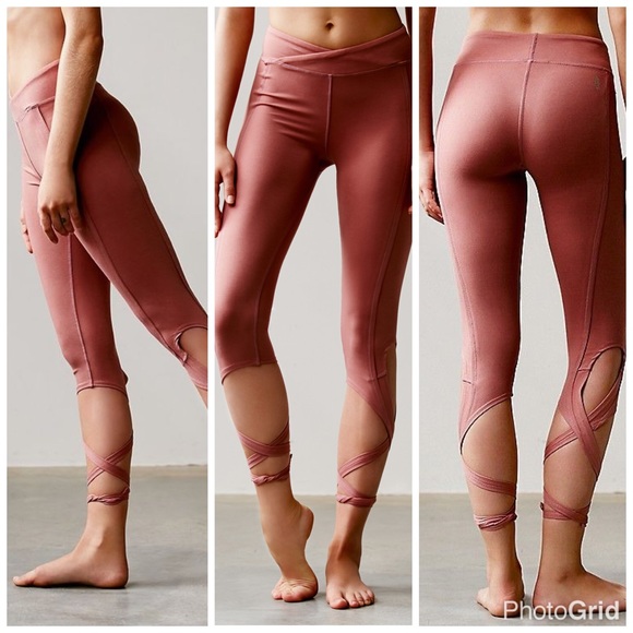 FP Movement Turnout Leggings - Picture 2 of 4