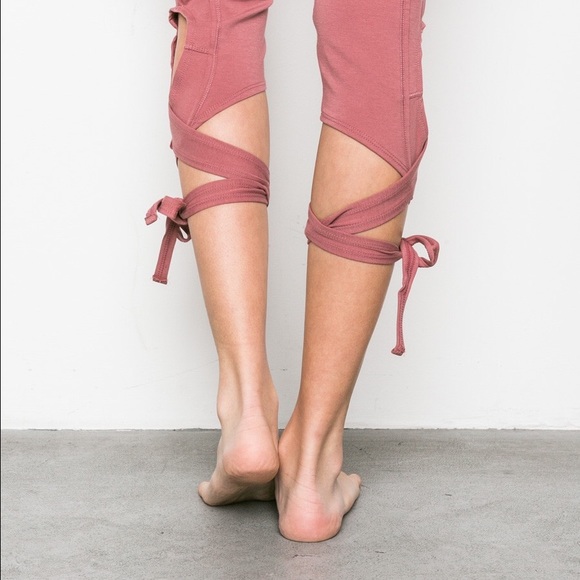 FP Movement Turnout Leggings - Picture 3 of 4