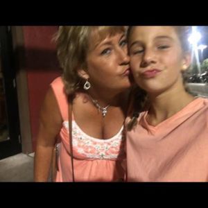 Meet your Posher, Sherry