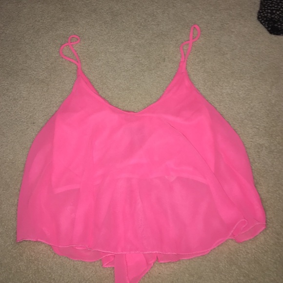 Fun hot pink flowy crop top!