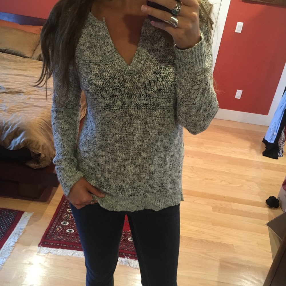 V neck knitted sweater by Ann Taylor loft