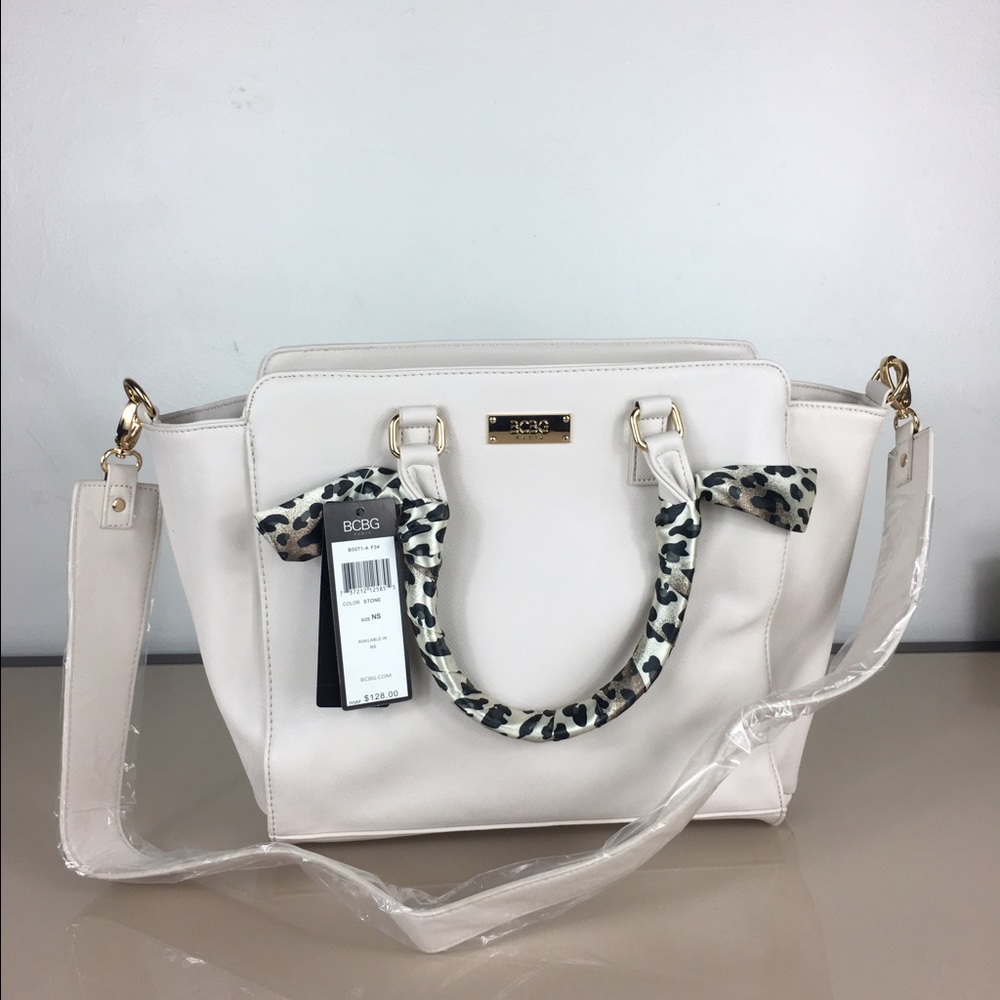 🌺Last one 🌺BCBG Paris Scarf Story satchel bag - Picture 8 of 8