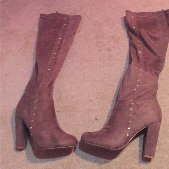 CR taupe boots - Picture 1 of 1