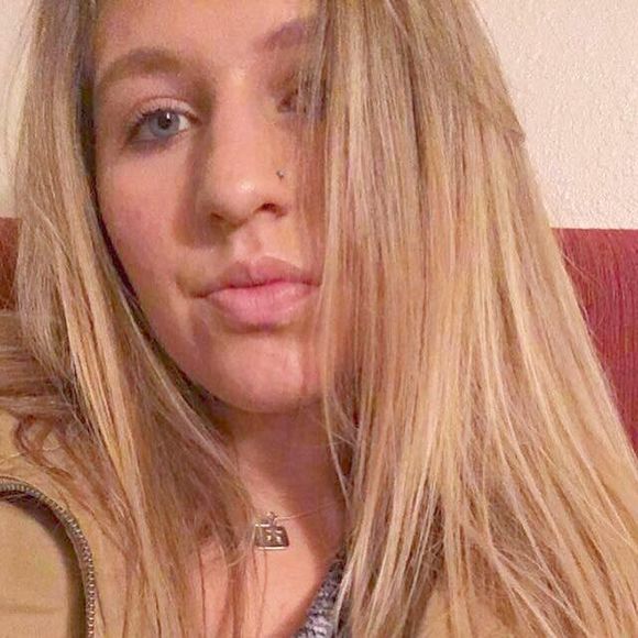 Meet your Posher, Jordyn