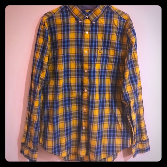 American eagle button down