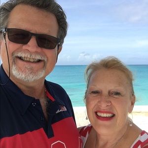 Meet your Posher, Debra