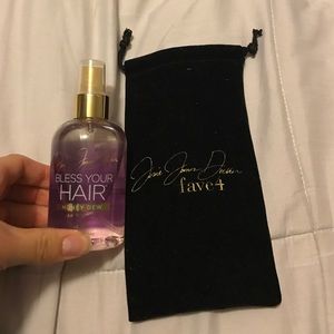 Jesse James decker honey dew hair perfume with bag