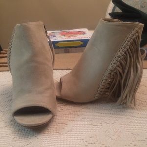 Nude fringe booties