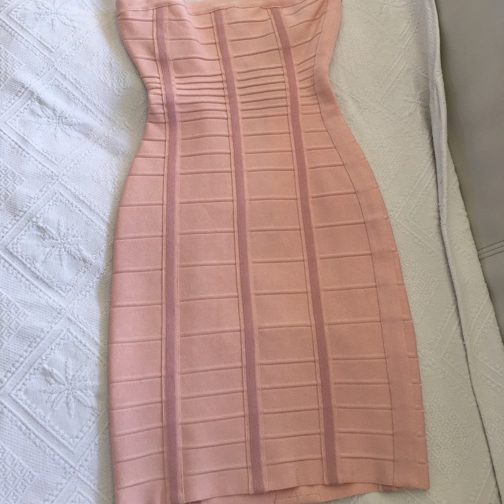 Brand New, 100% Authentic Strapless Herve Leger - Picture 4 of 4