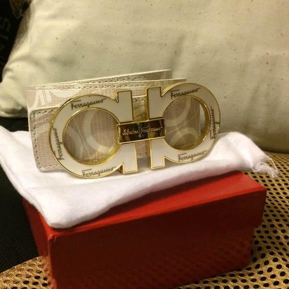 Ferrgamo belt (inspired)